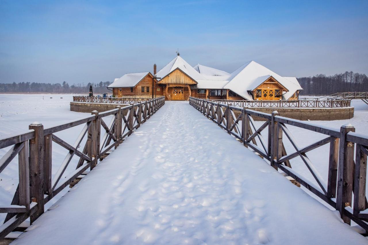 Hotel Debowy Dwor Ruda Rozaniecka Esterno foto
